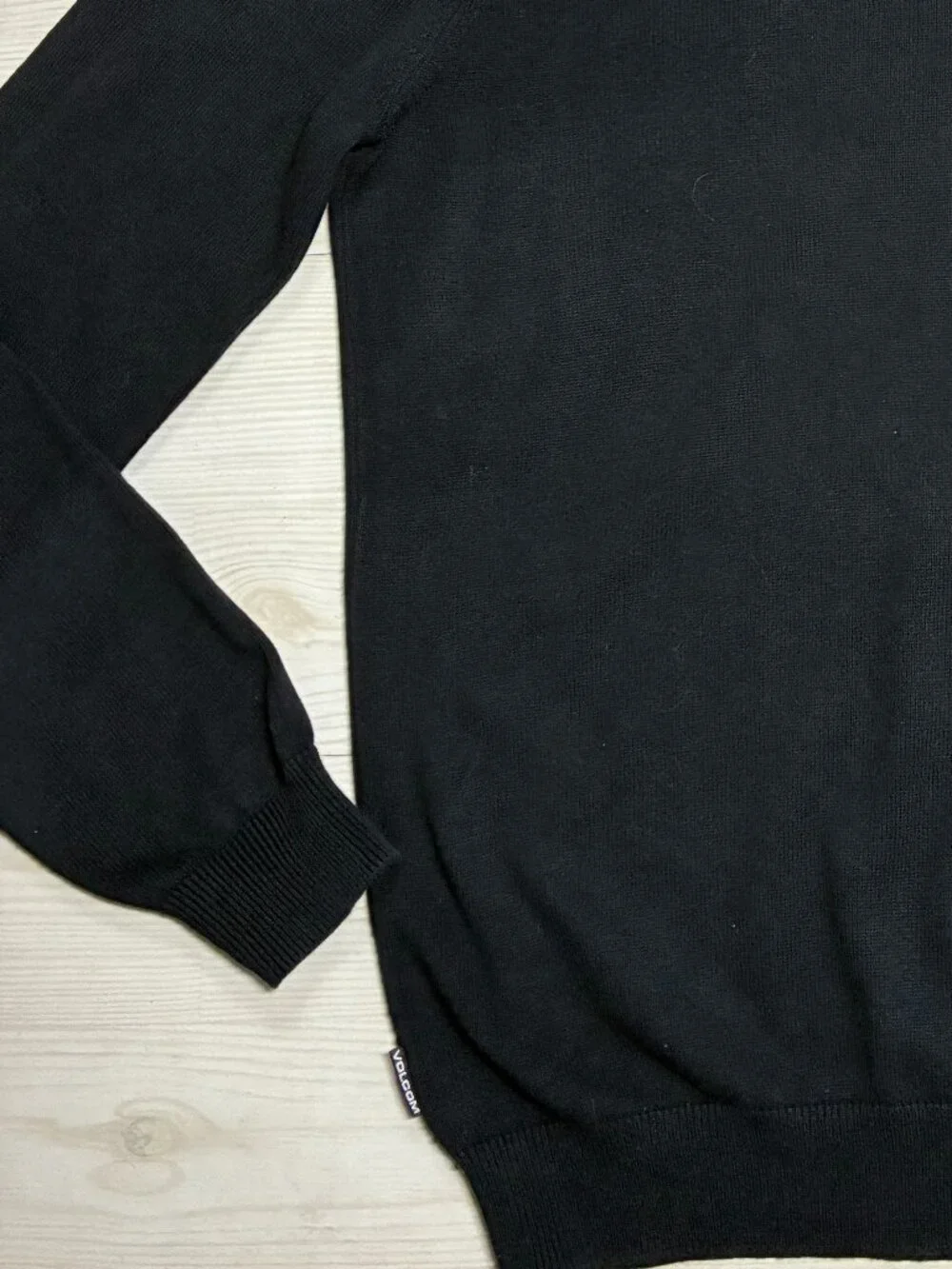 Volcom UPERSTAND SWEATER Men's Style Number A0731900_BLK Black Size S